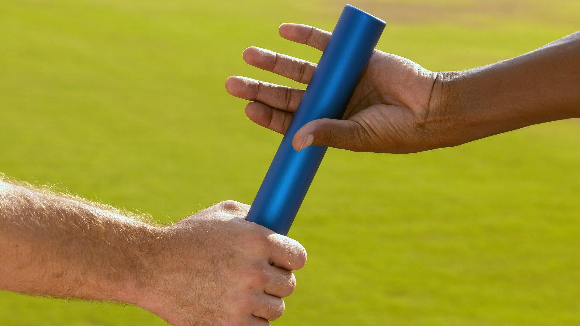 惊天绝杀！勇士末节逆转20分劣势，库里三分雨浇灭热火